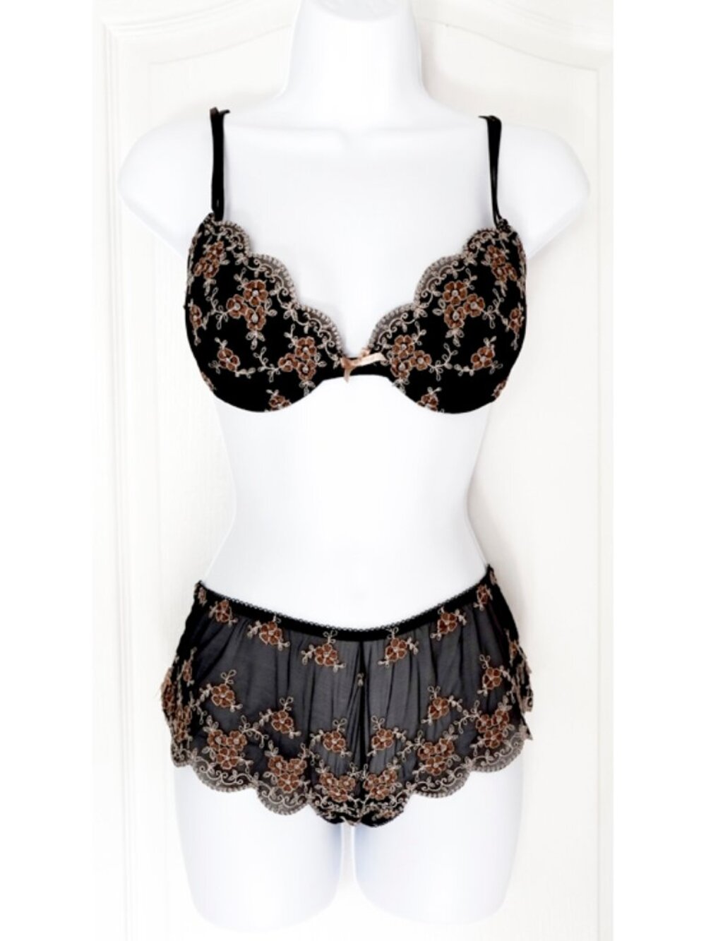 New, never worn Blush black and copper lace bra and panty set